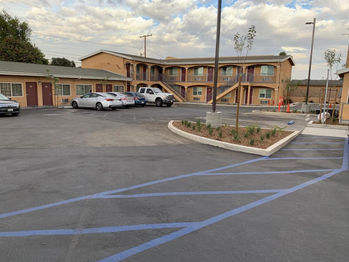 Desert Inn Motel コロナ エクステリア 写真