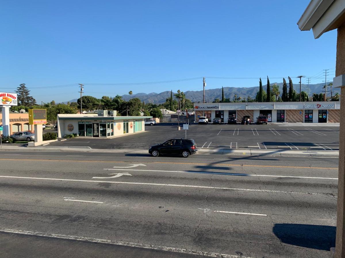 Desert Inn Motel コロナ エクステリア 写真