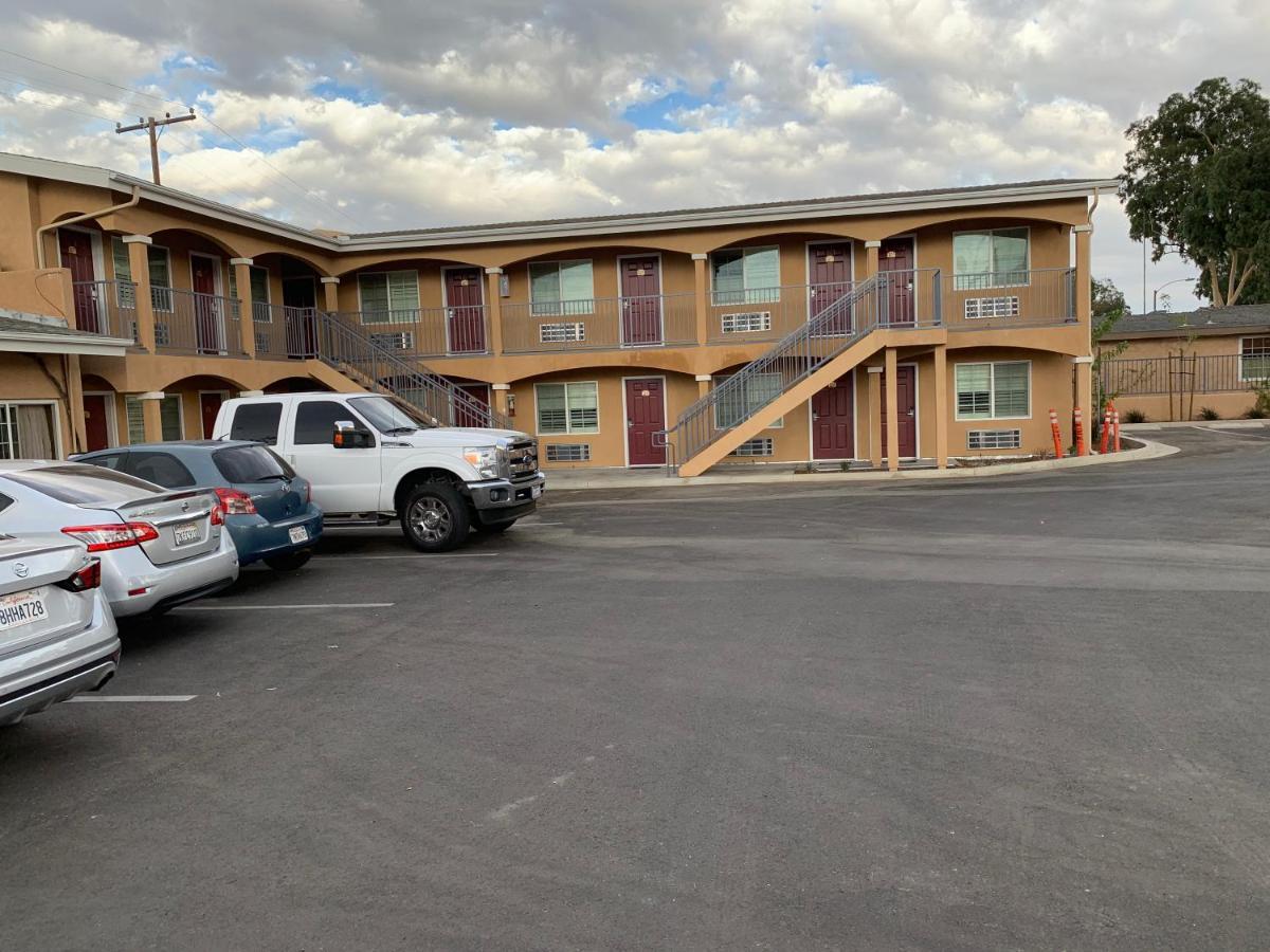 Desert Inn Motel コロナ エクステリア 写真