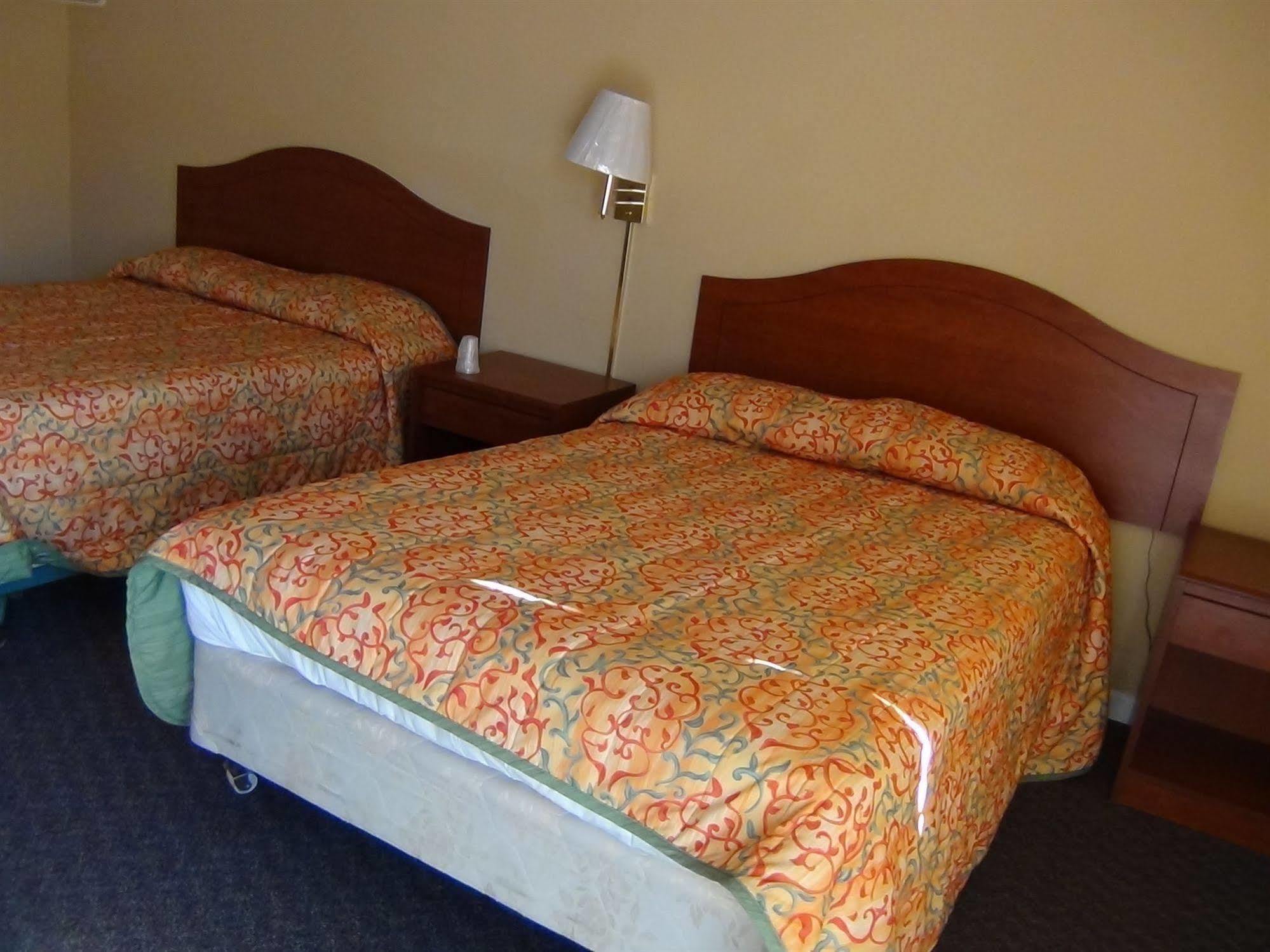 Desert Inn Motel コロナ エクステリア 写真