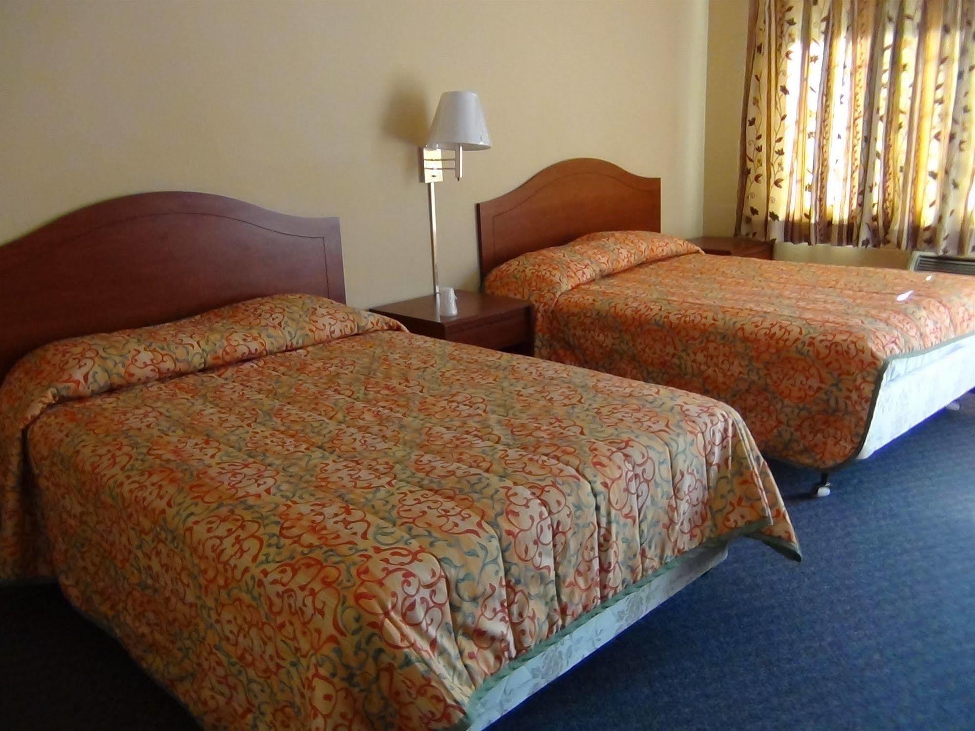 Desert Inn Motel コロナ エクステリア 写真